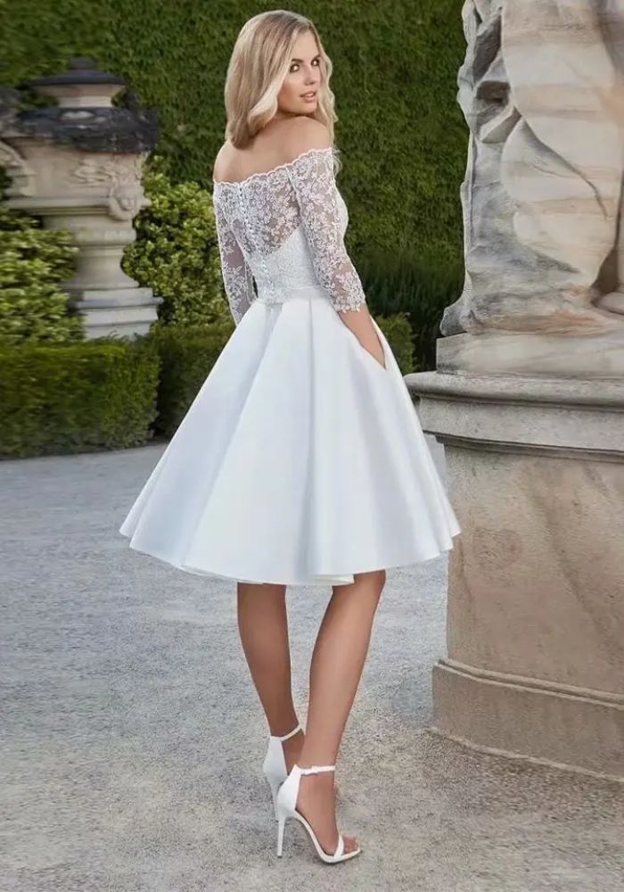 Robe courte mariage hiver 2025